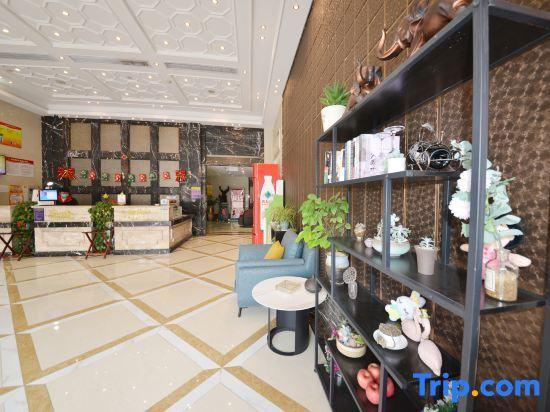 Уху: Wuhu Zhongkai Hotel