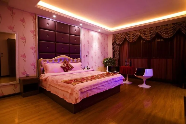 Юйси: Yuxi Hongyuan Star Hotel