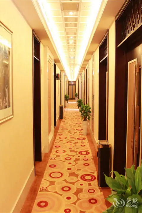 Чжэнчжоу: Red Flag Canal Hotel Zhengzhou