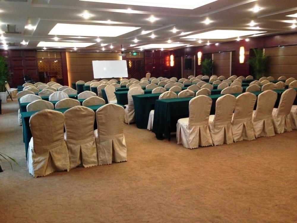 Чжэнчжоу: Red Flag Canal Hotel Zhengzhou