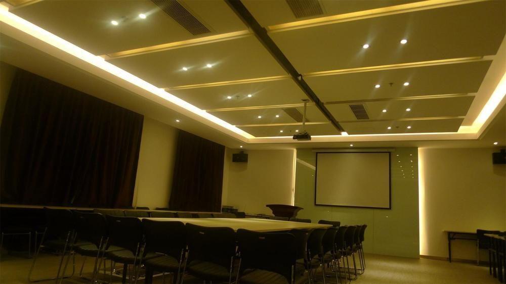 Фуян: Motel 168 Fuyang Yingzhou Middle Road Branch