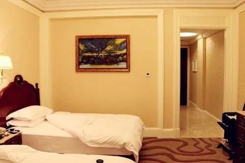 Инкоу: Liaobin Boli Hotel - Panjin
