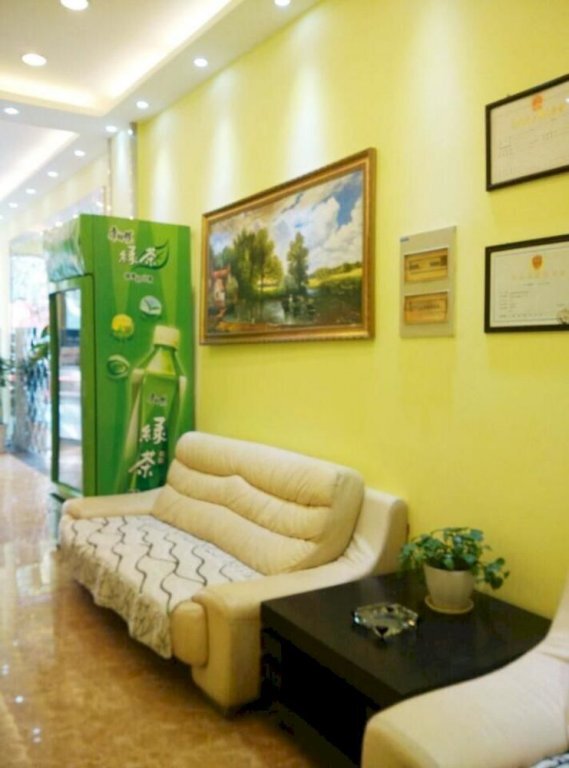 Уху: Fast 109 Chain Hotel Wuhu Erjie