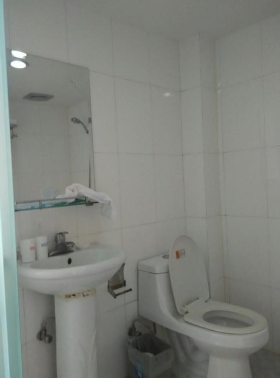 Уху: Fast 109 Chain Hotel Wuhu Erjie
