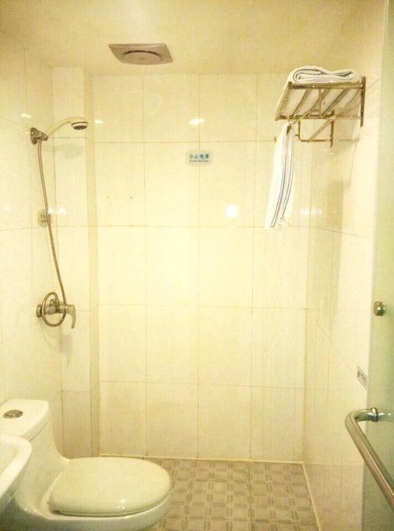 Уху: Fast 109 Chain Hotel Wuhu Erjie