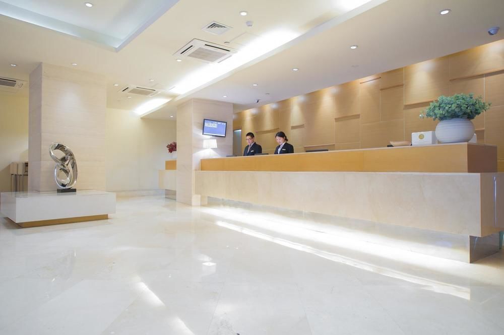 Чунцин: HanTing Hotel (Chongqing Liziba Niujiaotuo Subway Station)