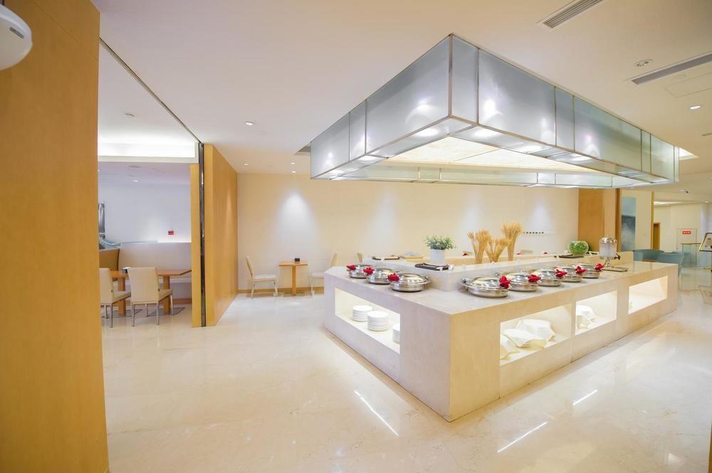 Чунцин: HanTing Hotel (Chongqing Liziba Niujiaotuo Subway Station)