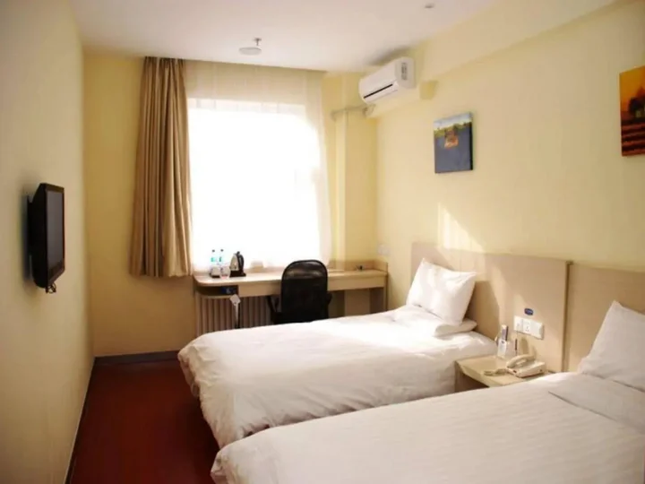 Шэньян: Shenyang Jinbi Hotel Chain
