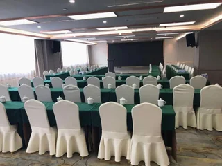 Линьи: Linyi Hotel