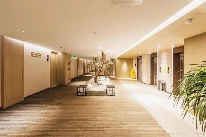 Линьи: Linyi Hotel