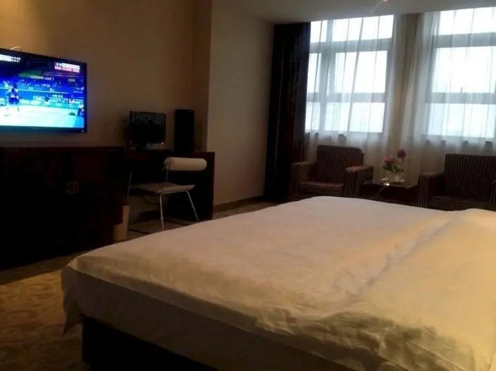 Ухань: Provence Garden Hotel Wuhan Guanggu Branch