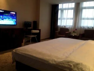 Ухань: Provence Garden Hotel Wuhan Guanggu Branch