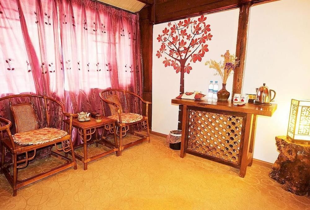 Лицзян: Lijiang Caicaijia Inn