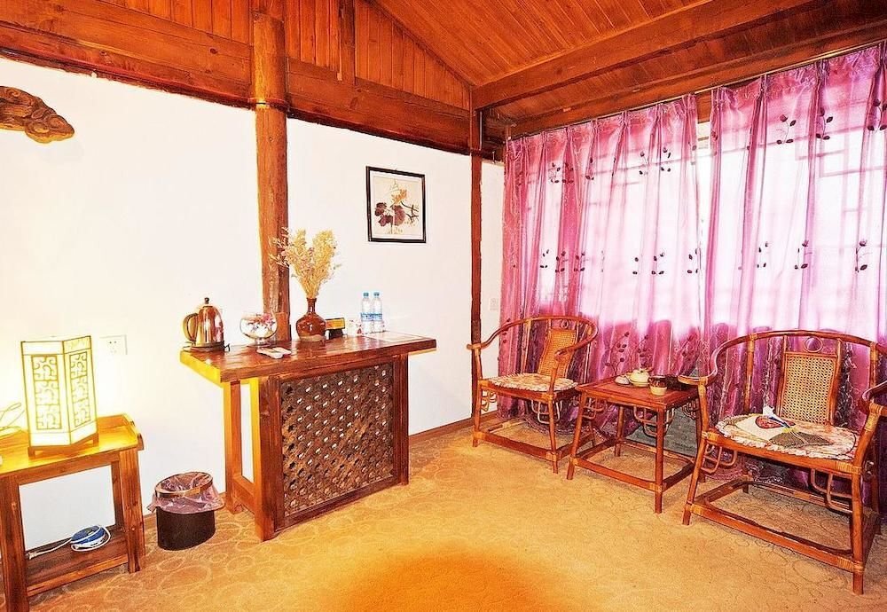 Лицзян: Lijiang Caicaijia Inn