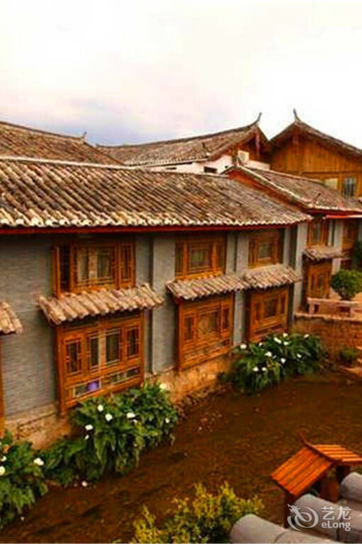 Лицзян: 丽江溪雪居客栈