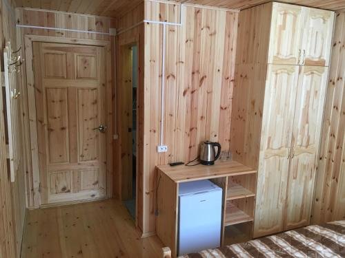 Луга: Camping Okhotnik i Rybolov