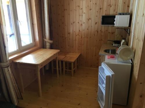 Луга: Camping Okhotnik i Rybolov