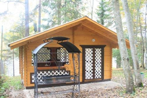 Луга: Camping Okhotnik i Rybolov
