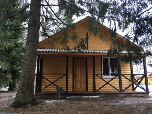 Луга: Camping Okhotnik i Rybolov