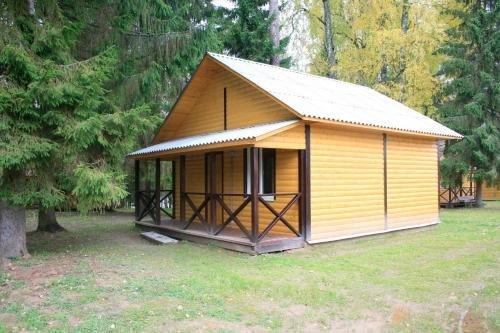 Луга: Camping Okhotnik i Rybolov