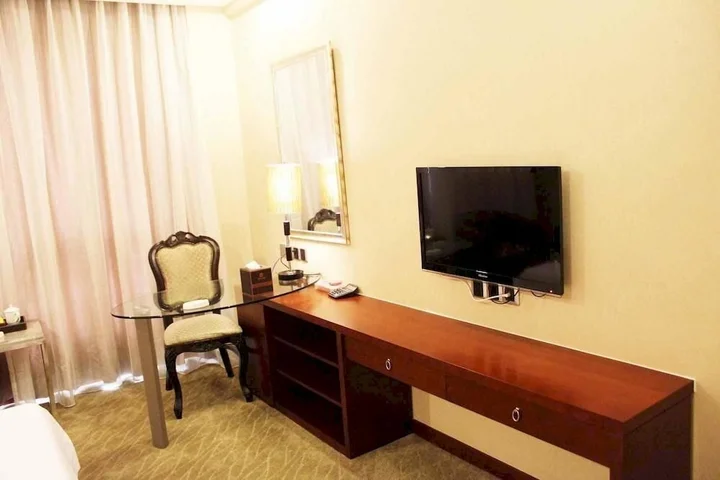 Уху: Xin Tian Di Hotel