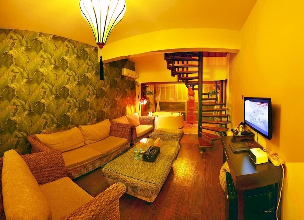 Цзинхун: Wuzhibieyuan Resort Hotel