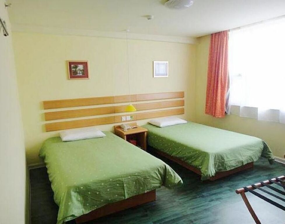 Пинсян: Home Inn Pingxiang Lvyin Square