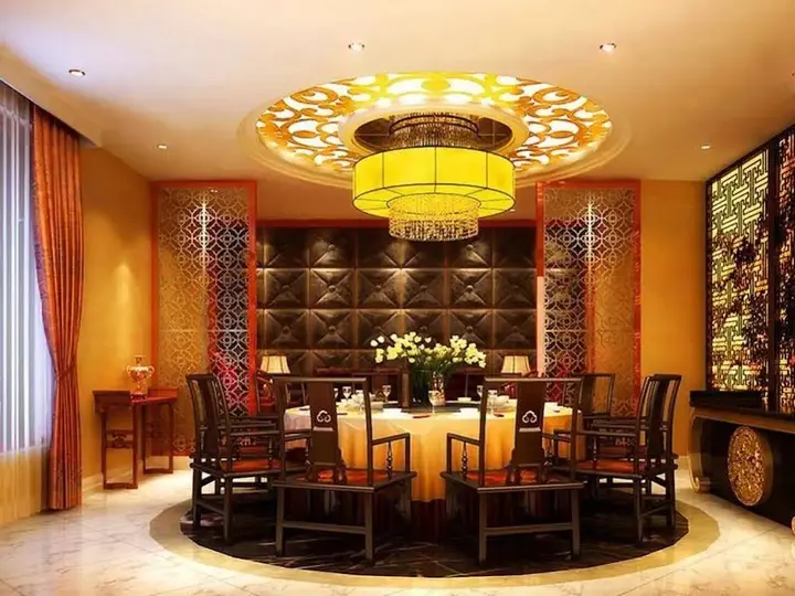 Лянфан: New World Hotel