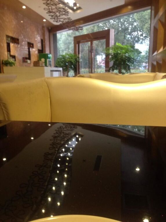 Уху: GreenTree Eastern Wuhu City Jiuhuashan Middle Road Wuyi Square Hotel