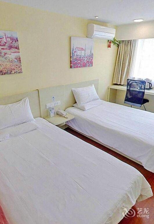 Цзинин: Hanting Express Hotel Ji'ning Taibai Middle Road