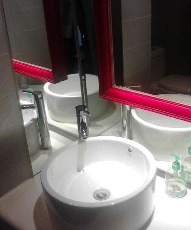 Вэйфан: Yijia Room (Weifang Station)