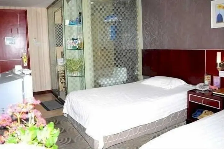 Тайан: Roman Holiday Business Hotel