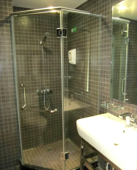 Шэньян: Motel 168 Shenyang North Station North Exit Branch