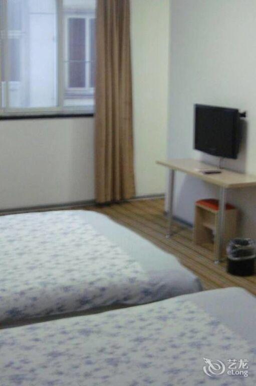 Синьян: Motel 168 Hotel Xinyang Xintiandi