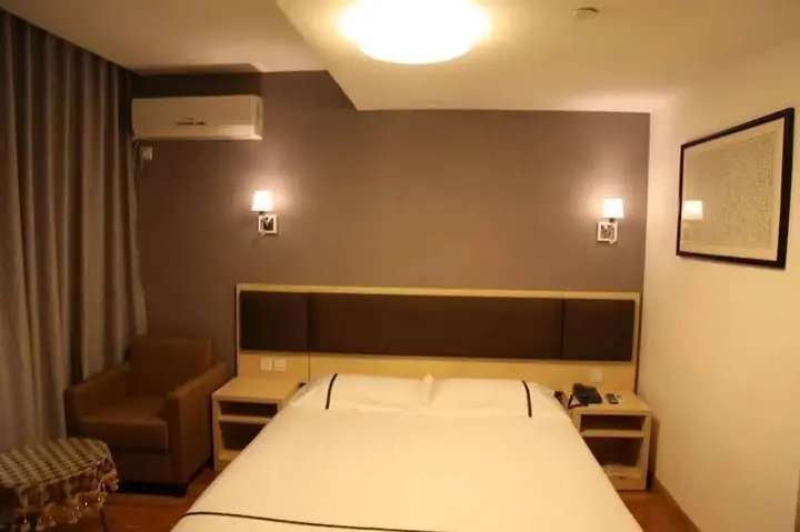 Уху: Motel 168