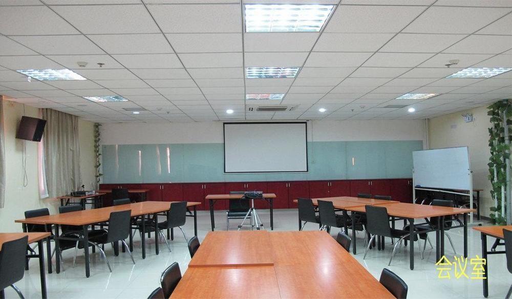 Бинжоу: Hanting Hotel (Binzhou Zhongbai Building)