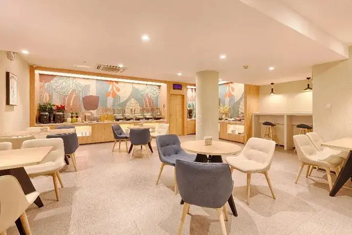 Бинжоу: Hanting Hotel (Binzhou Zhongbai Building)