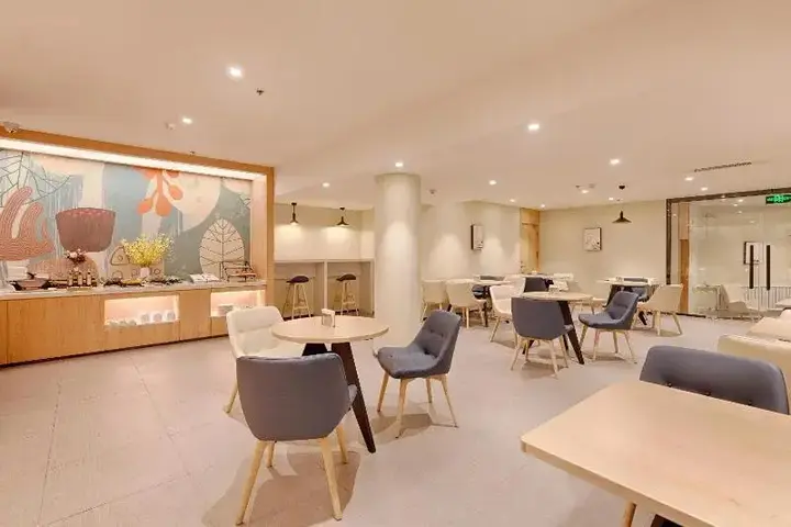 Бинжоу: Hanting Hotel (Binzhou Zhongbai Building)