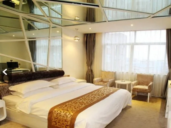 Тайчжоу: Tuk China Light Residence Hotel (Taizhou Luqiao Airport Branch)