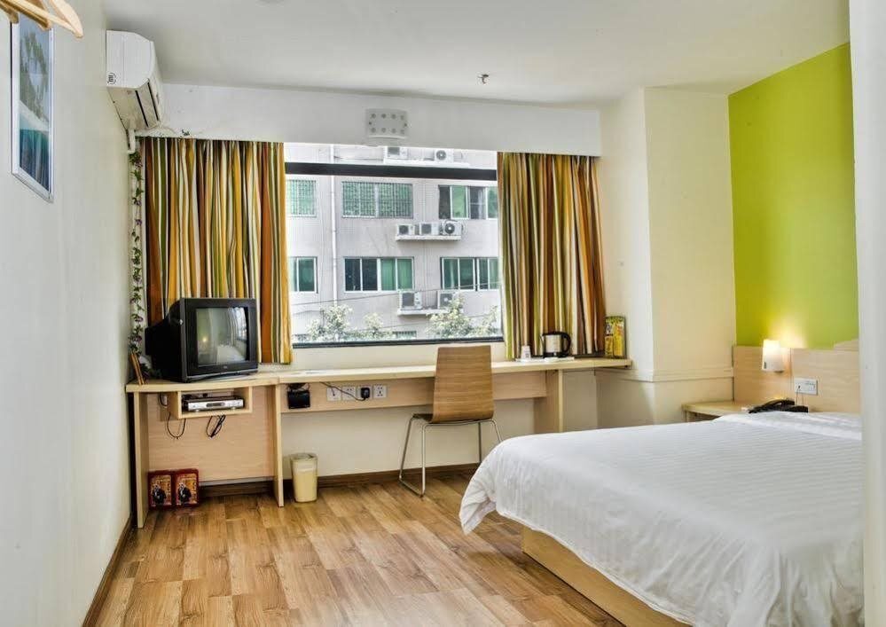 Жичжао: Rizhao Tailin Hotel