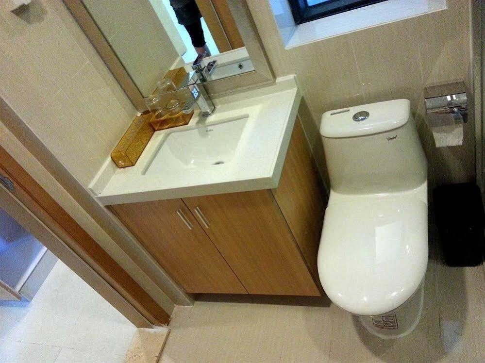 Чжаоцин: Private-enjoy Home Chain Apartment Zhaoqing Shangcheng Branch