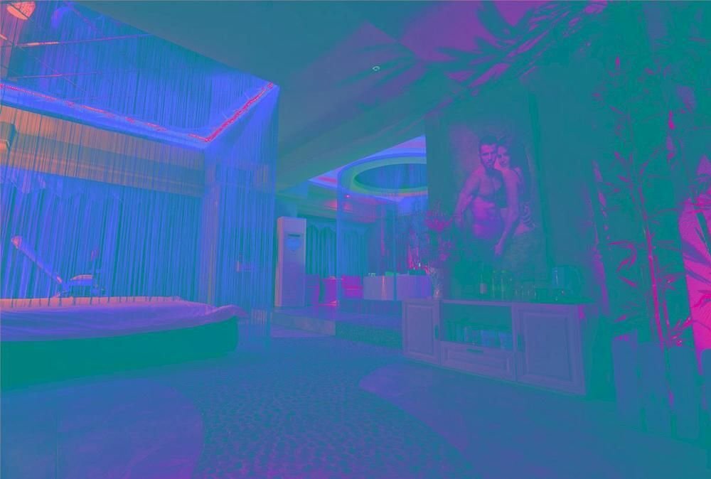 carousel image 1