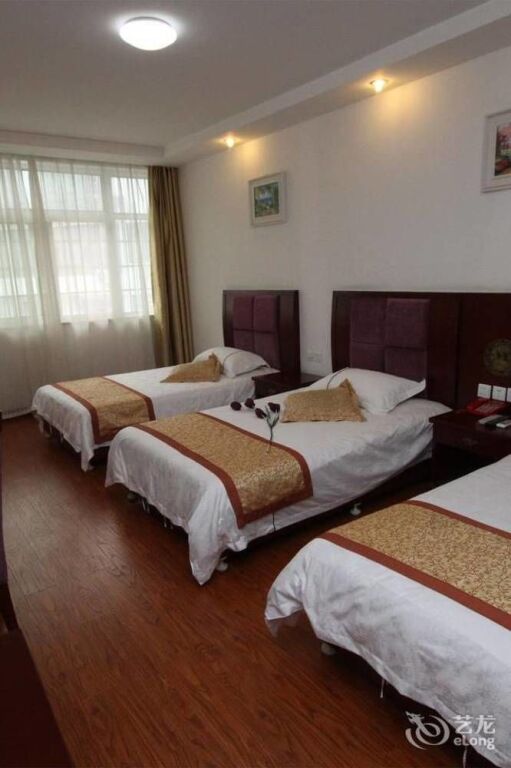 Хуаншань: Kezhijia Business Hotel
