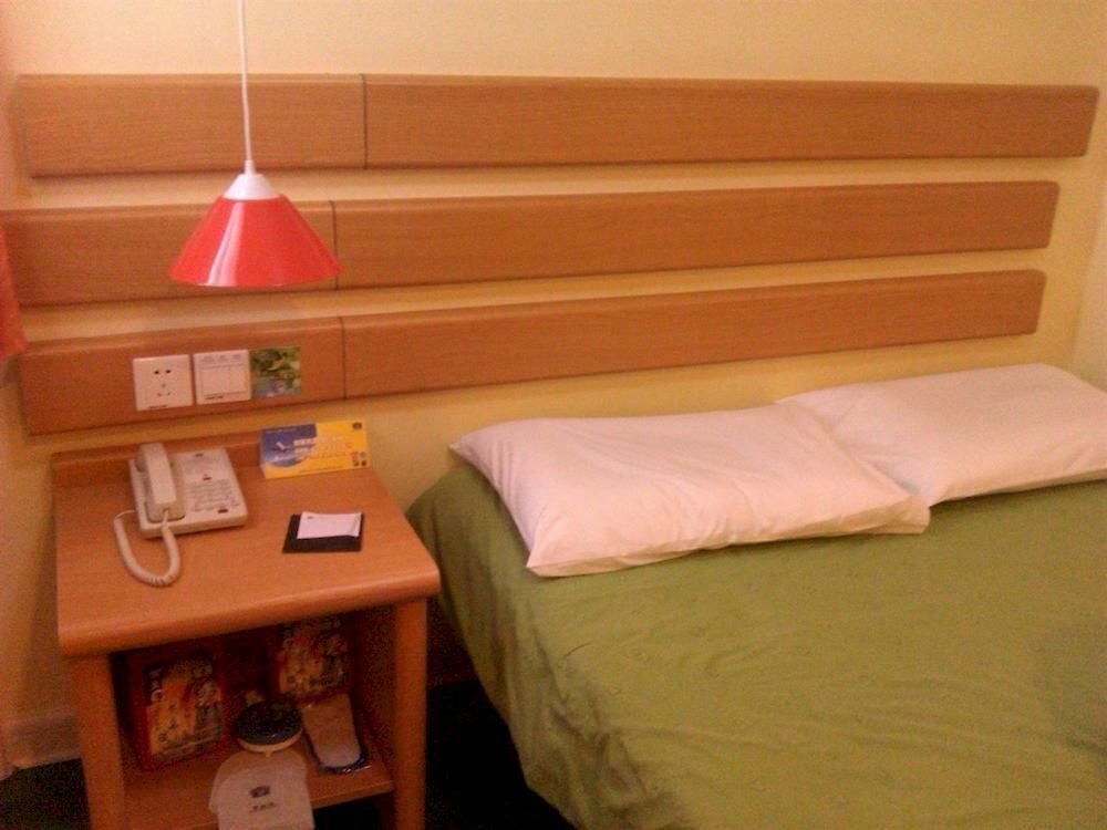 Цзясинь: Home Inn