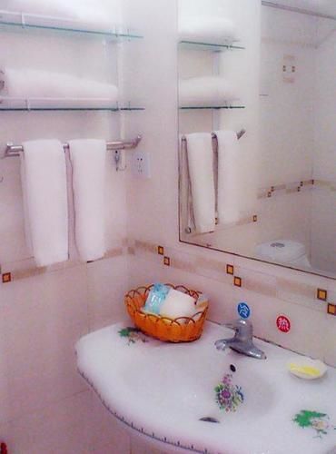 Лоян: Junyi Hotel Apartments Luoyang Wanguo Yinzuo Branch