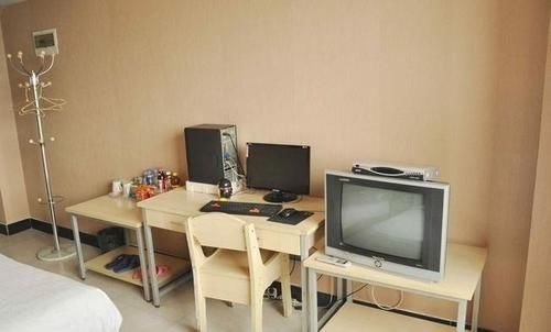 Лоян: Junyi Hotel Apartments Luoyang Wanguo Yinzuo Branch