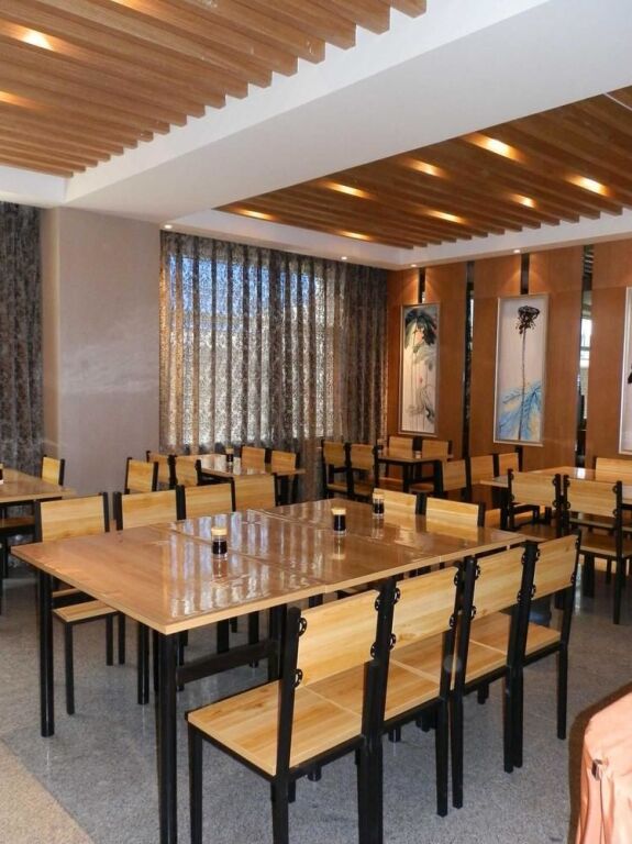 Датун: Ming Yue Business Hotel