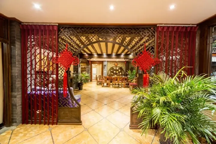 Лицзян: Lijiang Hemuju Inn