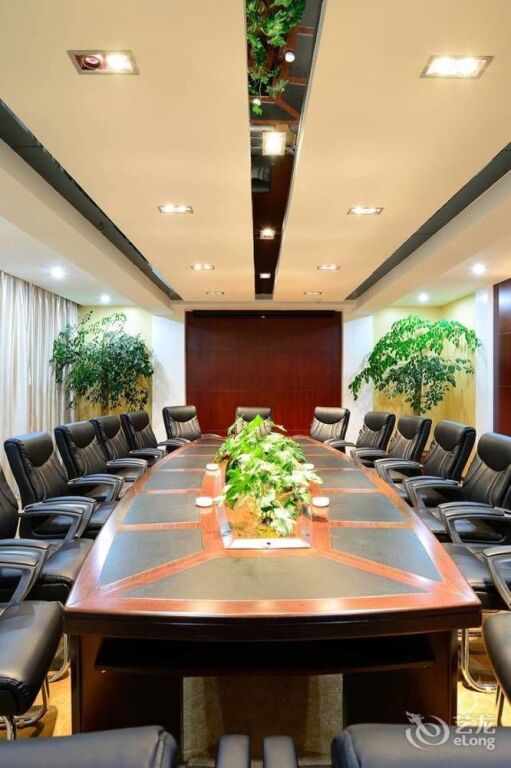 Цюйцзин: Shizong Diheng Hotel