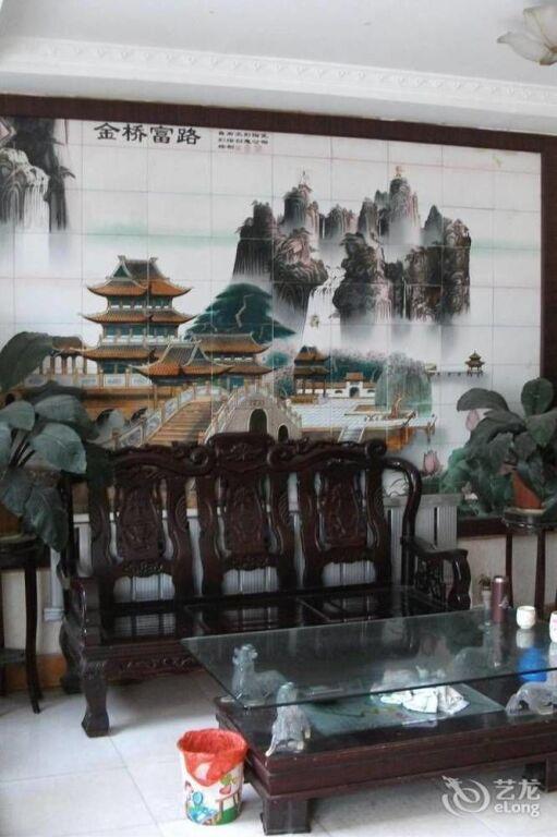 Цзинин: Qufu Lianfang Hotel